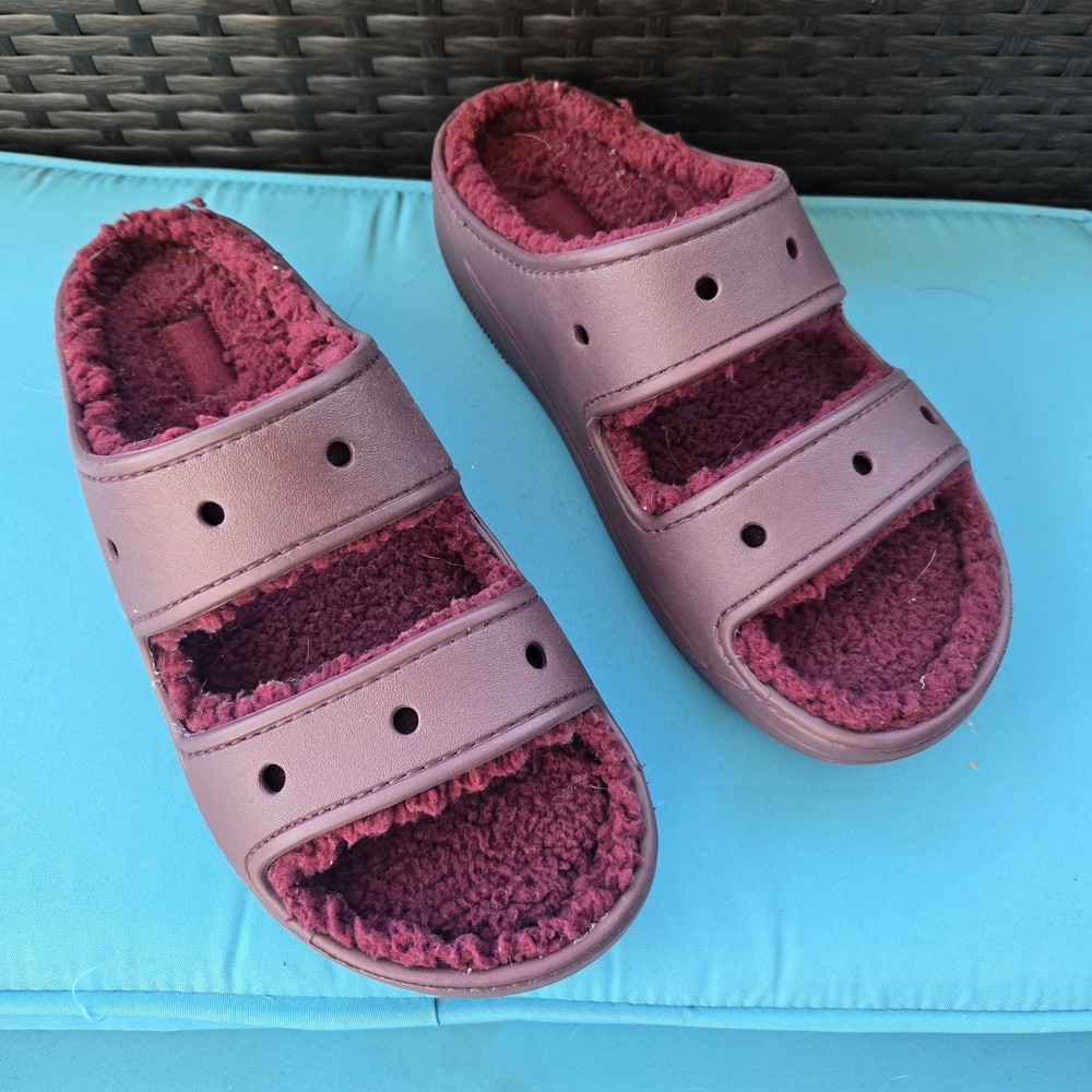 Crocs Slip-On Clogs. Size 10